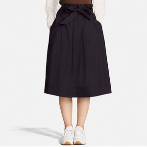 Uniqlo High Waisted Tie Skirt | Navy Blue